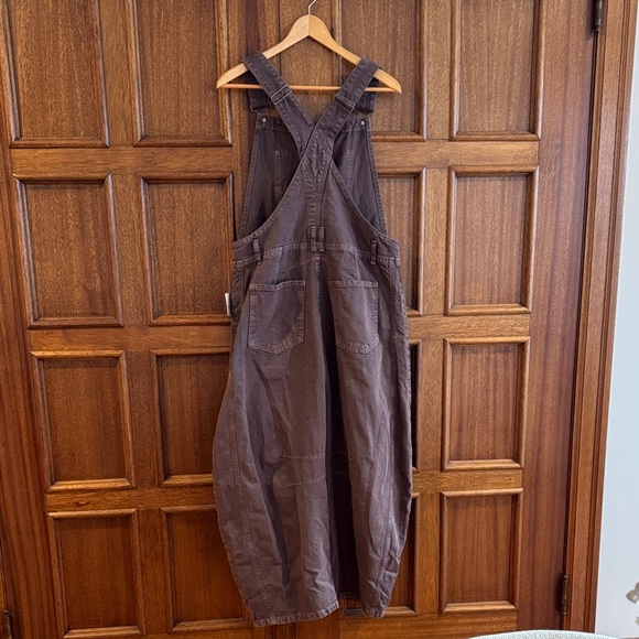 NWT Free people Good Luck Barrel Overalls jumpsuit Sz M - Picture 8 of 11